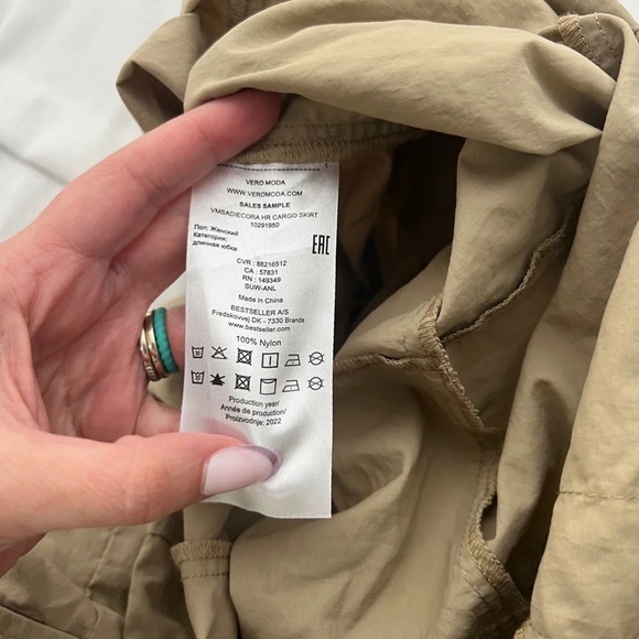 Women's Vero Moda Beige‎ High Rise Cargo Maxi Skirt Size M - Picture 7 of 7